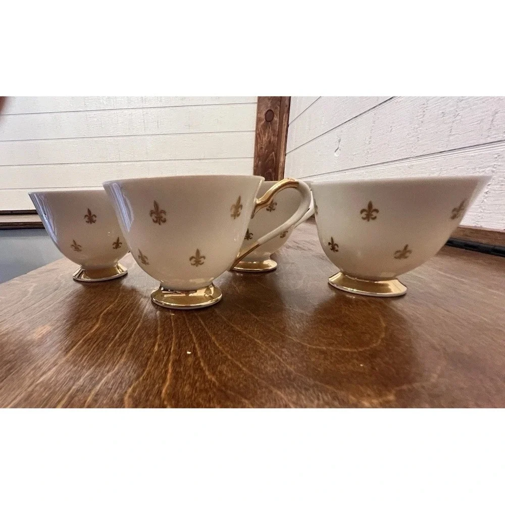 Set Of 4 Fleur De Lis Vtg Tea Cups Style 3512